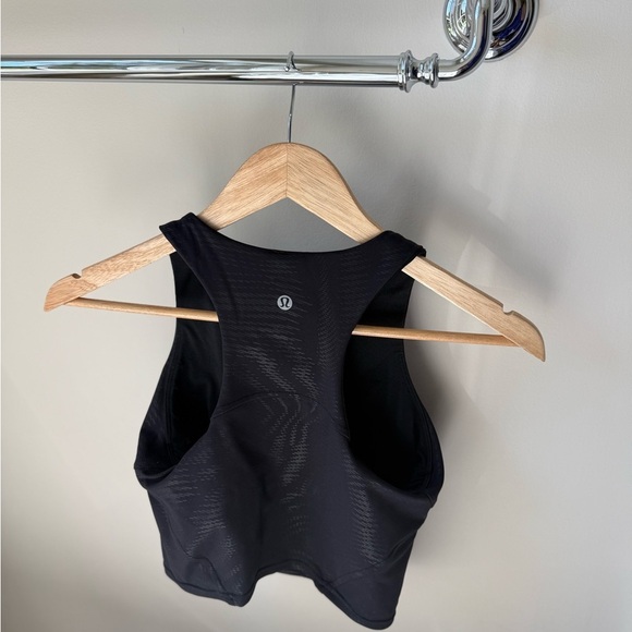 lululemon athletica Black Racerback Tank Top Invigorate Training Tank Top sz 4 - Picture 10 of 10